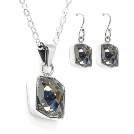 Juego de collar y aretes ZVEZDA, colección Argenta, plata .925 corte Fancy